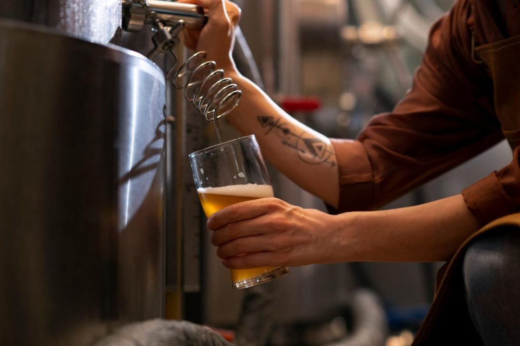 El uso del CO₂ en la fabricación de cerveza y vinos espumosos